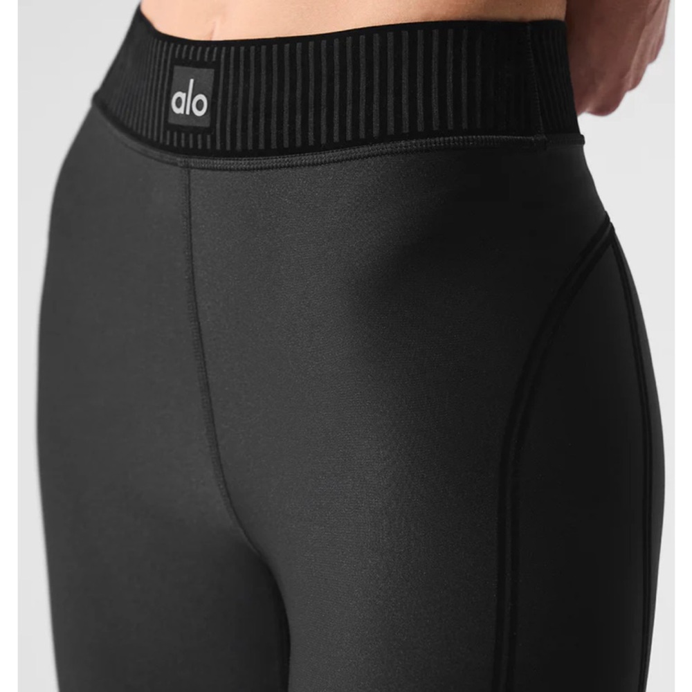 ALO Yoga Airlift High-Waist 7/8 Line Up Legging